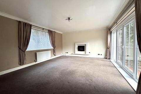 4 bedroom detached house to rent, Yarm Road, Eaglescliffe, Stockton-On-Tees