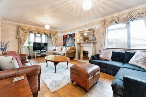 4 bedroom detached house for sale, Fordham Road, Newmarket CB8