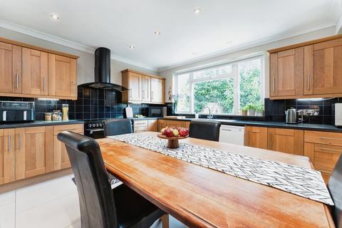 4 bedroom detached house for sale, Fordham Road, Newmarket CB8