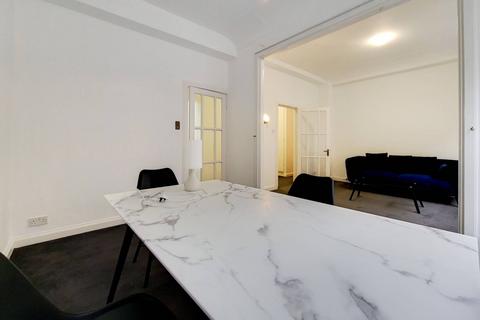 undefined, Hertford Street, Mayfair, London, W1J