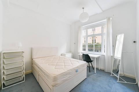 2 bedroom flat to rent, Hertford Street, Mayfair, London, W1J