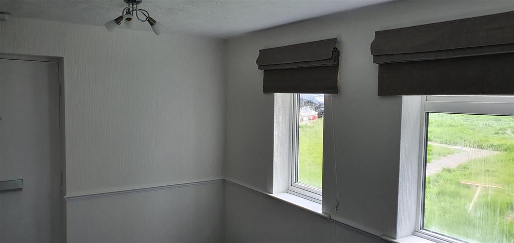 Main Room 2.jpg