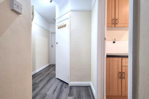 1 bedroom flat to rent, Hampden Road, London