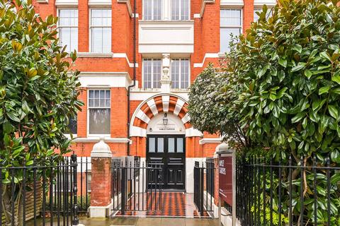 undefined, Hamlet Gardens, King Street, W6