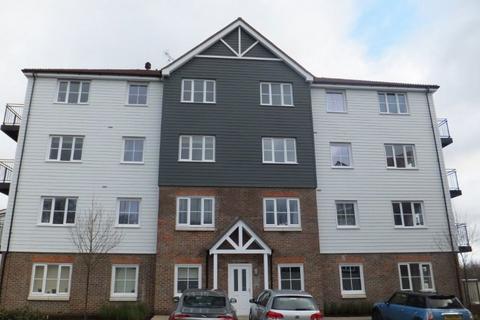2 bedroom flat to rent, Eden Road, Dunton Green TN14 5FR
