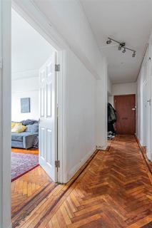 3 bedroom flat to rent, Westgate Street, Cardiff CF10