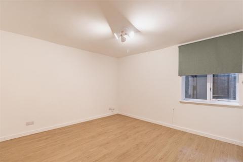undefined, London Road, Cheltenham