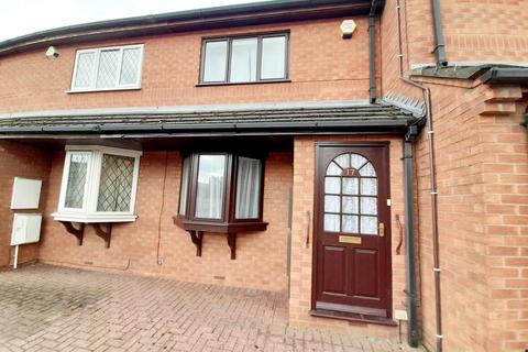 2 bedroom terraced house to rent, Thorndike Court, King Street, Gainsborough