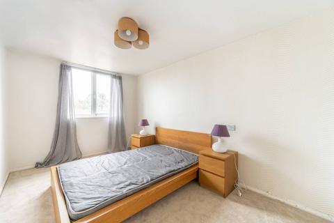 1 bedroom flat to rent, Midwood Close, Dollis Hill, London, NW2