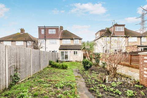 3 bedroom semi-detached house to rent, Sherborne Road, SM3