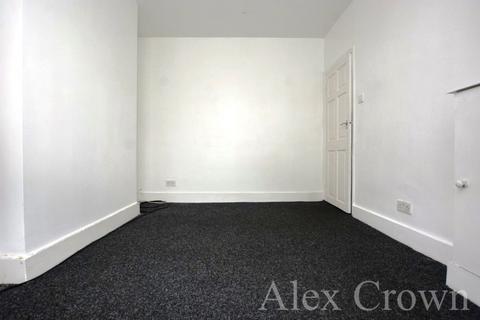 1 bedroom flat to rent, Green Lanes, Palmers Green