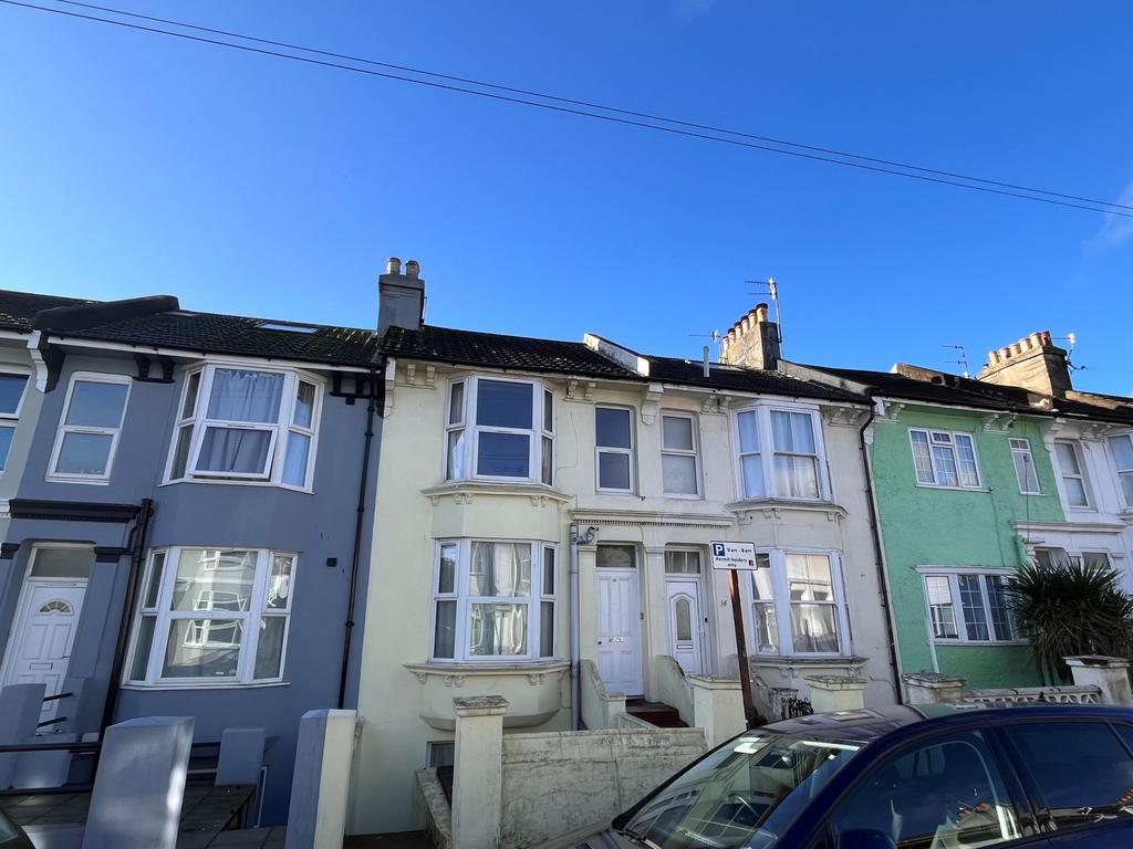 Five Bedroom Terrace House