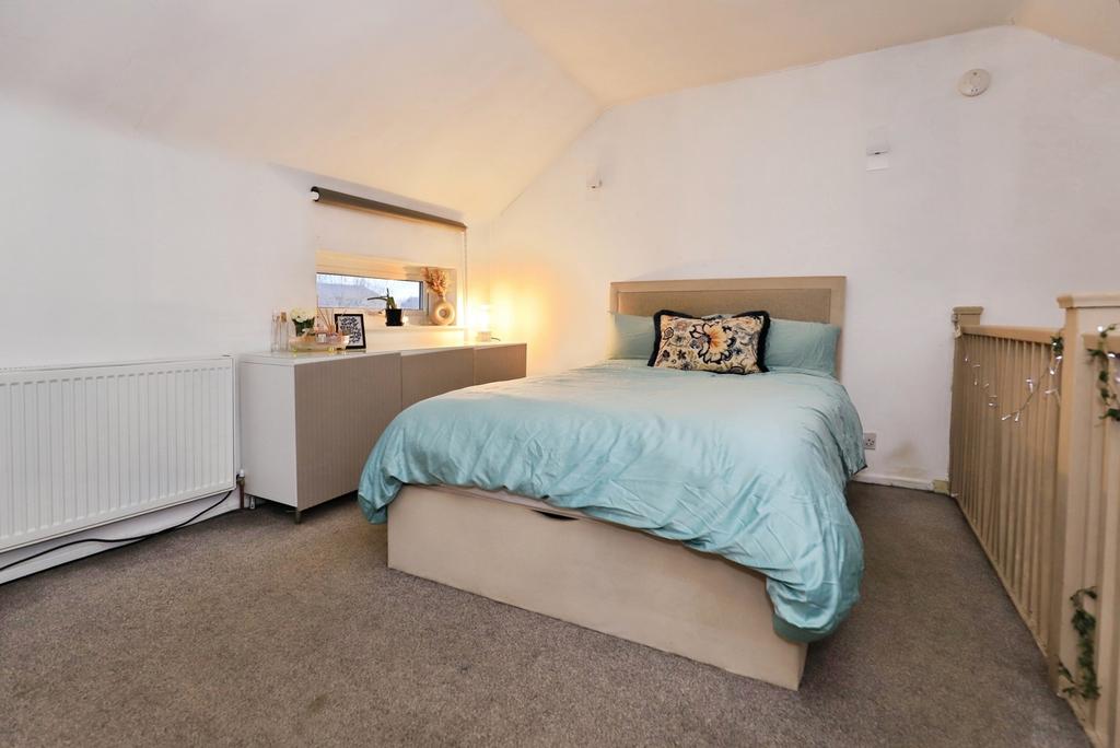 Gallery Bedroom