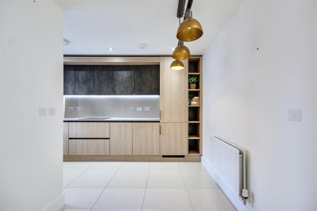 Kitchen 1.jpeg