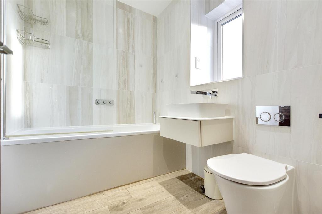 Bathroom.jpeg