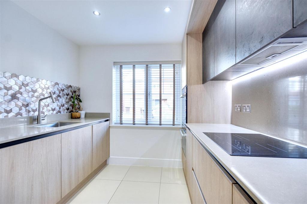 Kitchen 3.jpeg