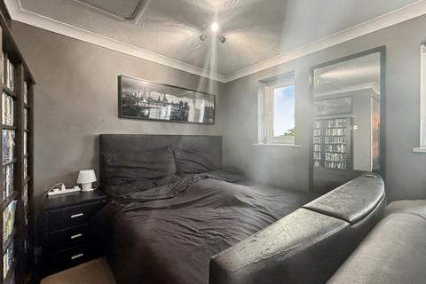 1 bedroom property for sale, Studio Flat, Bullrush Grove, Uxbridge, UB8