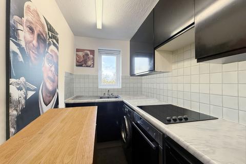 undefined, Studio Flat, Bullrush Grove, Uxbridge, UB8