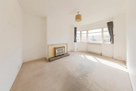 2 bedroom maisonette for sale, Gordon Road, Enfield