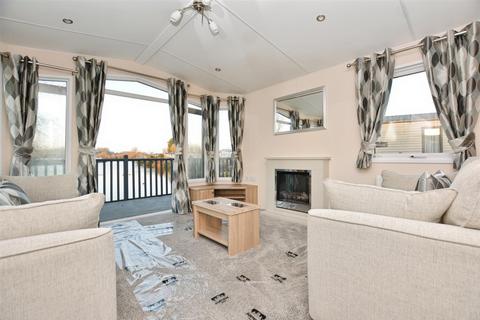 undefined, 7 Lakes Country Park, Ealand, Scunthorpe
