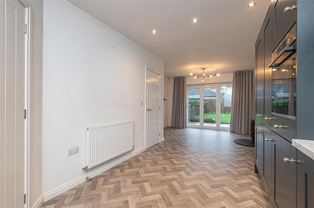 18 - 38 Moorlands Road BD19 5 ED.jpg