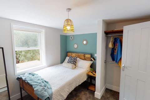 undefined, Warwards Lane, Birmingham B29