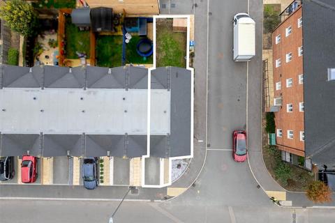 3 bedroom house for sale, Lester Road, Aylesbury HP20
