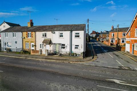 undefined, High Street, Aylesbury HP18