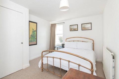 4 bedroom property to rent, 224 Camden Road, London, NW1