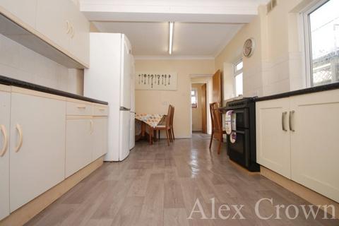 undefined, Lordship Lane, Wood Green