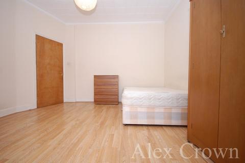 undefined, Lordship Lane, Wood Green