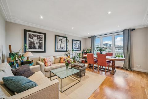 undefined, Chiswick High Road, London