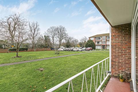 undefined, Devonshire Avenue, Sutton