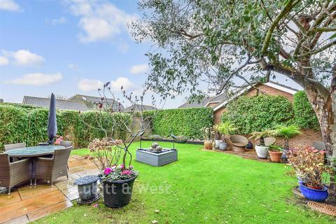 4 bedroom detached house for sale, Victoria Road, Hayling Island, Hampshire