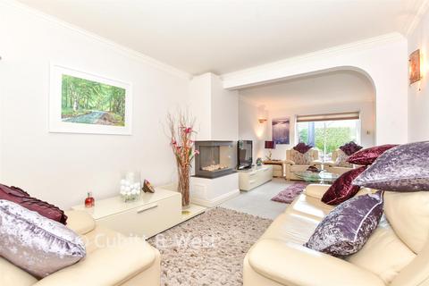 4 bedroom detached house for sale, Victoria Road, Hayling Island, Hampshire