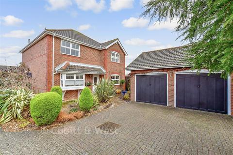 4 bedroom detached house for sale, Victoria Road, Hayling Island, Hampshire