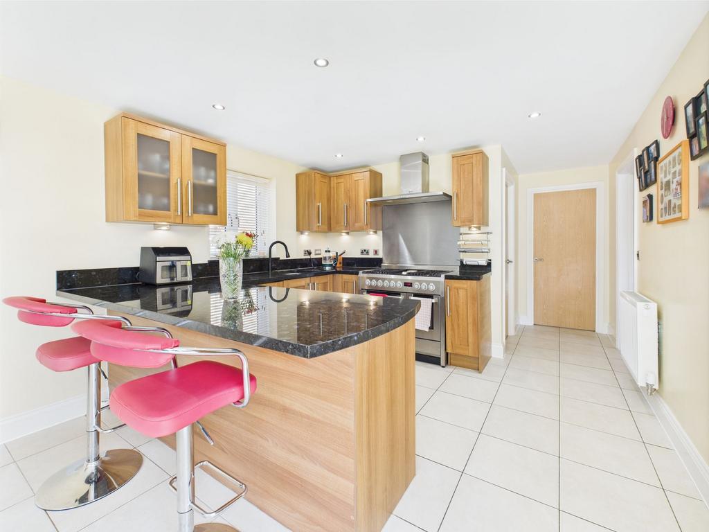 Kitchen/Breakfast Room