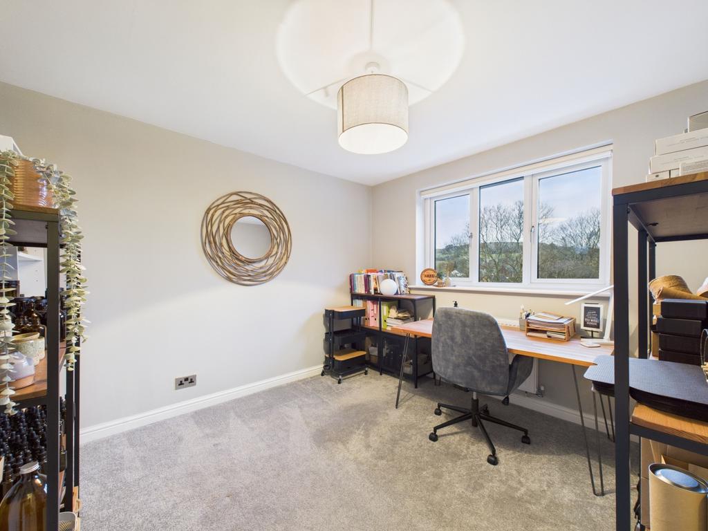 Cam02093 g0 pr0067 still019