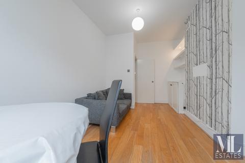 2 bedroom flat to rent, Gascony Avenue, London NW6