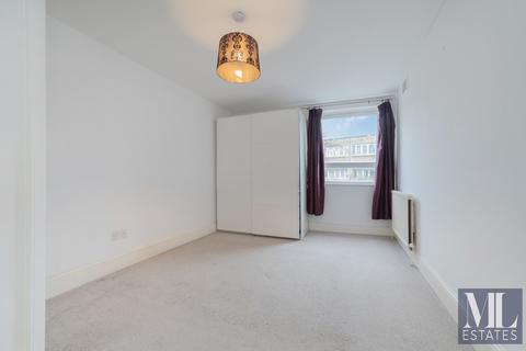 2 bedroom flat to rent, Gascony Avenue, London NW6