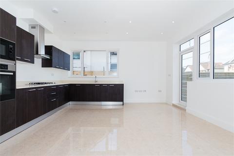 undefined, Grand Approach, Bathurst Walk, Richings Park SL0