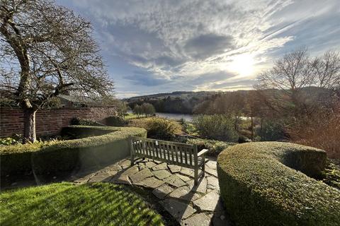 4 bedroom end of terrace house for sale, Main Street, Corbridge, Northumberland, NE45