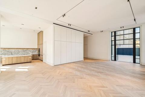 3 bedroom flat to rent, Queensway, London, W2