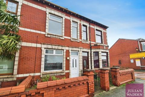 2 bedroom terraced house to rent, Ashton Road, Denton, Manchester, Greater Manchester, M34