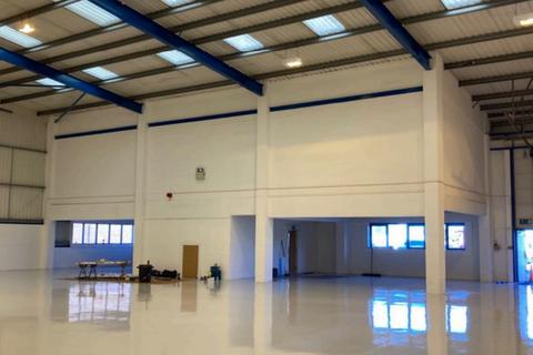 Distribution warehouse to rent, Travellers Ln North Mymms AL9 7HB