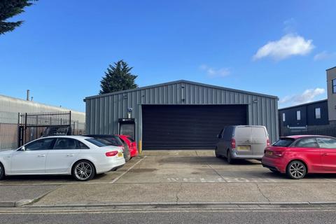 Industrial development to rent, Lyon Way St Albans AL4 0LB