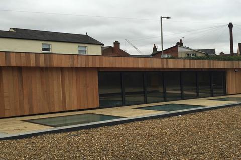 Office to rent, Catherine St St Albans AL3 5BT