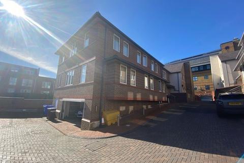 Office to rent, 8-10 Upper Marlborough Rd St Albans AL1 3NL