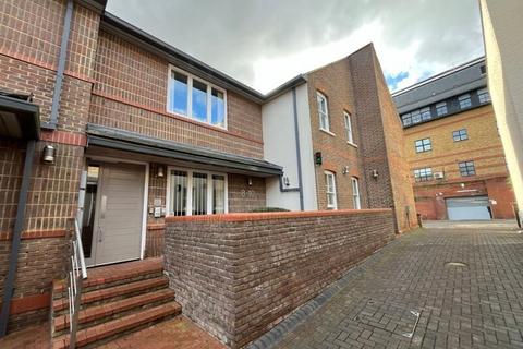 Office to rent, 8-10 Upper Marlborough Rd St Albans AL1 3NL