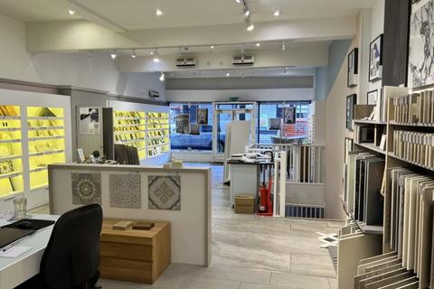 Retail property (high street) to rent, 9 High St St Albans AL3 4EB